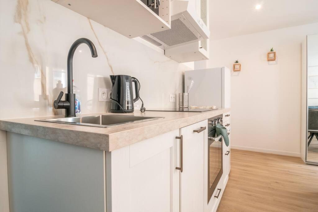 Appartement F2 Hypercentre - Proche Gare - Wifi Gratuite à Le Havre Extérieur photo